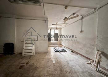 Foto 7 - Locale Commerciale via pietro colletta
 
27, Casavatore - foto 7