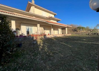 Foto 2 - Villa C/DA BRECCETO, Ariano Irpino - photo 2