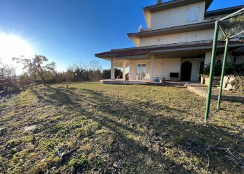 Foto 4 - Villa C/DA BRECCETO, Ariano Irpino - photo 4