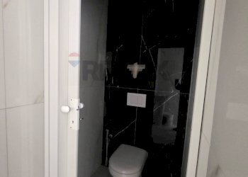 Bagno - Negozio Via Principe di Piemonte
 
SNC, Casoria - foto 6