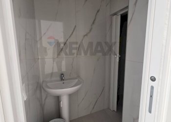 Bagno - Negozio Via Principe di Piemonte
 
SNC, Casoria - foto 7