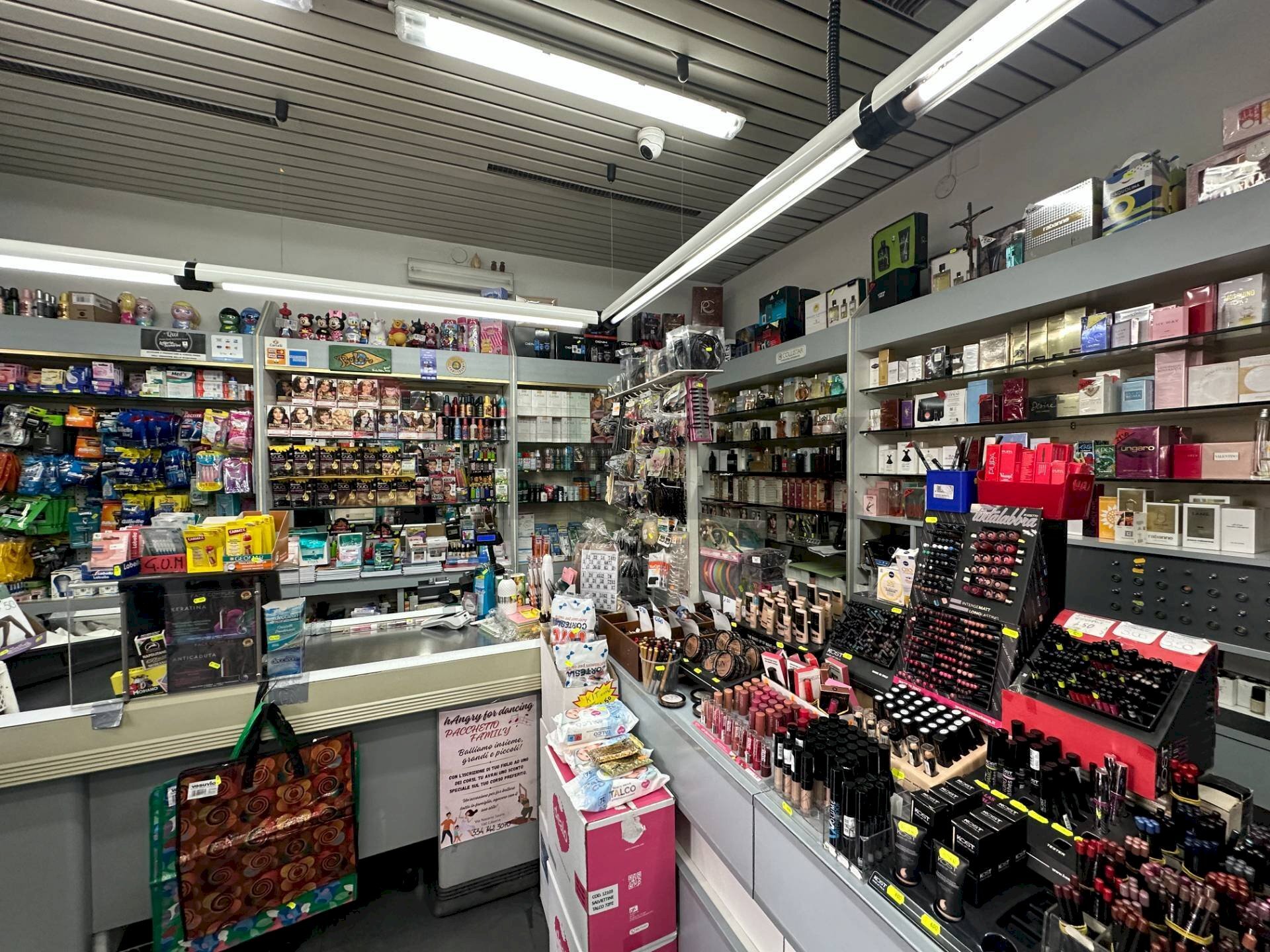 Dispensa di stoccaggio - Commercial Activity VIA Piave
21, Casoria - photo 2