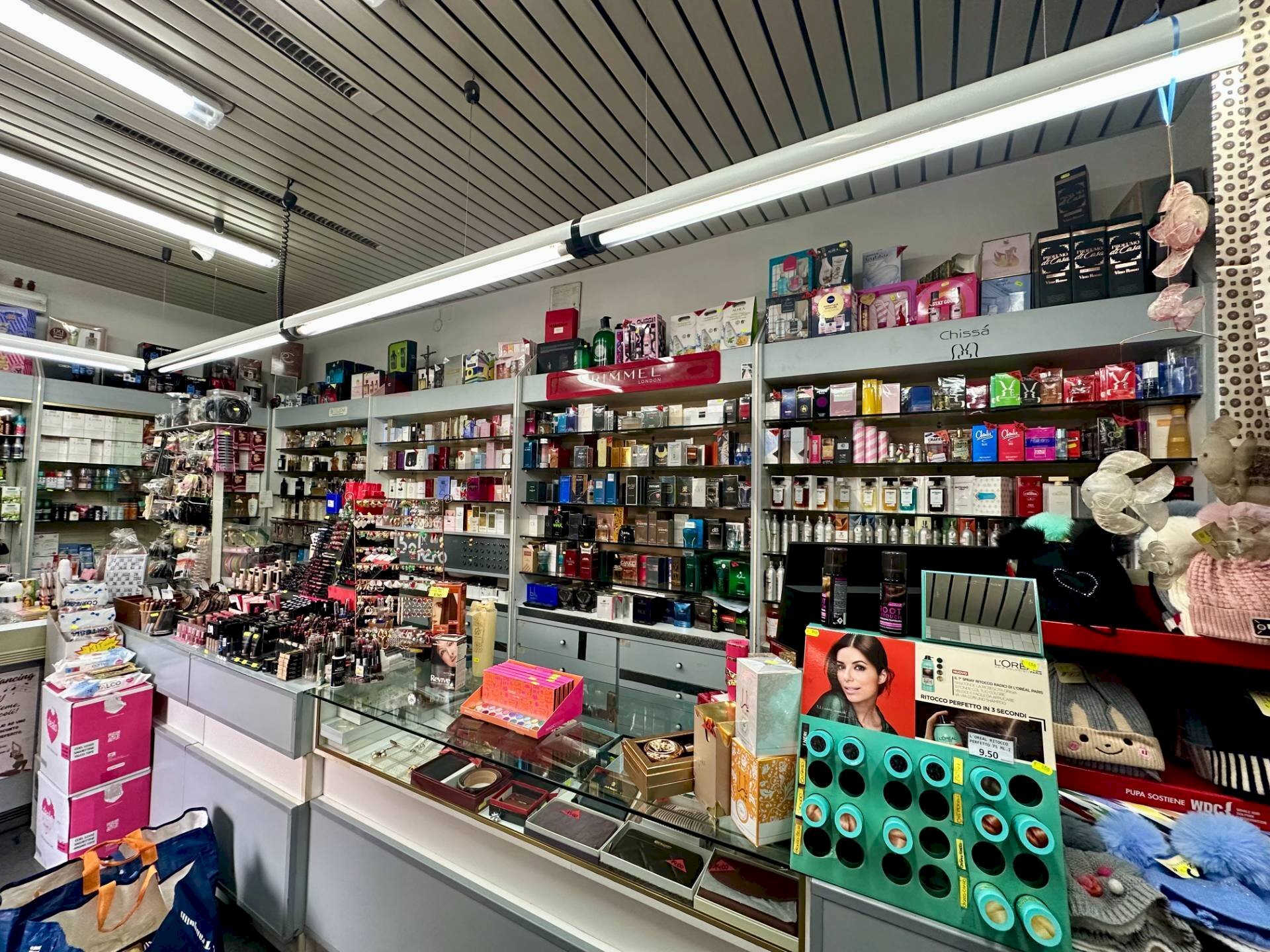 Dispensa di stoccaggio - Commercial Activity VIA Piave
21, Casoria - photo 3