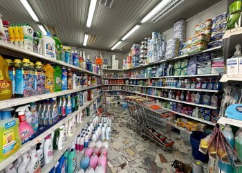 Dispensa di stoccaggio - Commercial Activity VIA Piave
21, Casoria - photo 5