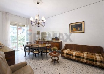 Sala da pranzo - Quadrilocale via Principe di Piemonte
 
18, Casoria - foto 2