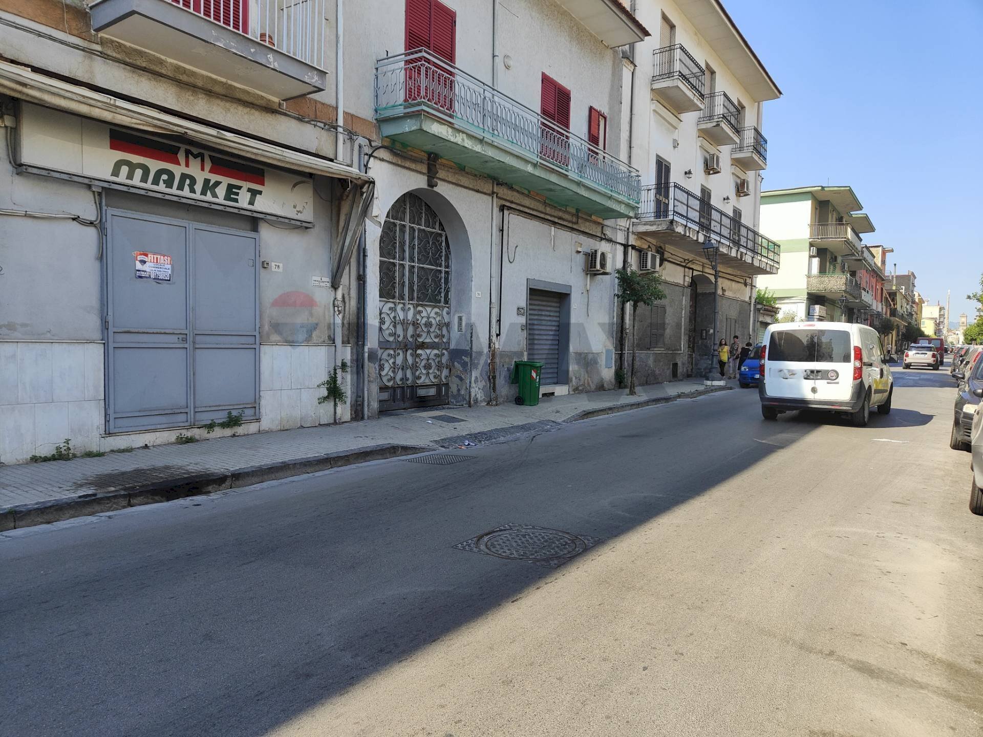 Edificio all\'aperto - Locale Commerciale via Antonio Locatelli
 
76/78, Casavatore - foto 2