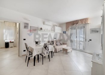 Sala da pranzo - Trilocale VIA BREMBO
 
3, Monza - foto 1