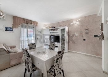 Sala da pranzo - Trilocale VIA BREMBO
 
3, Monza - foto 2