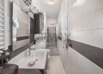 Bagno - Trilocale VIA BREMBO
 
3, Monza - foto 20