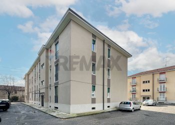 Edificio all\'aperto - Trilocale VIA BREMBO
 
3, Monza - foto 29