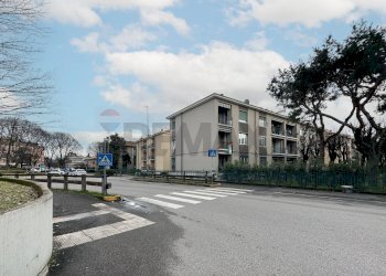 Edificio all\'aperto - Trilocale VIA BREMBO
 
3, Monza - foto 30