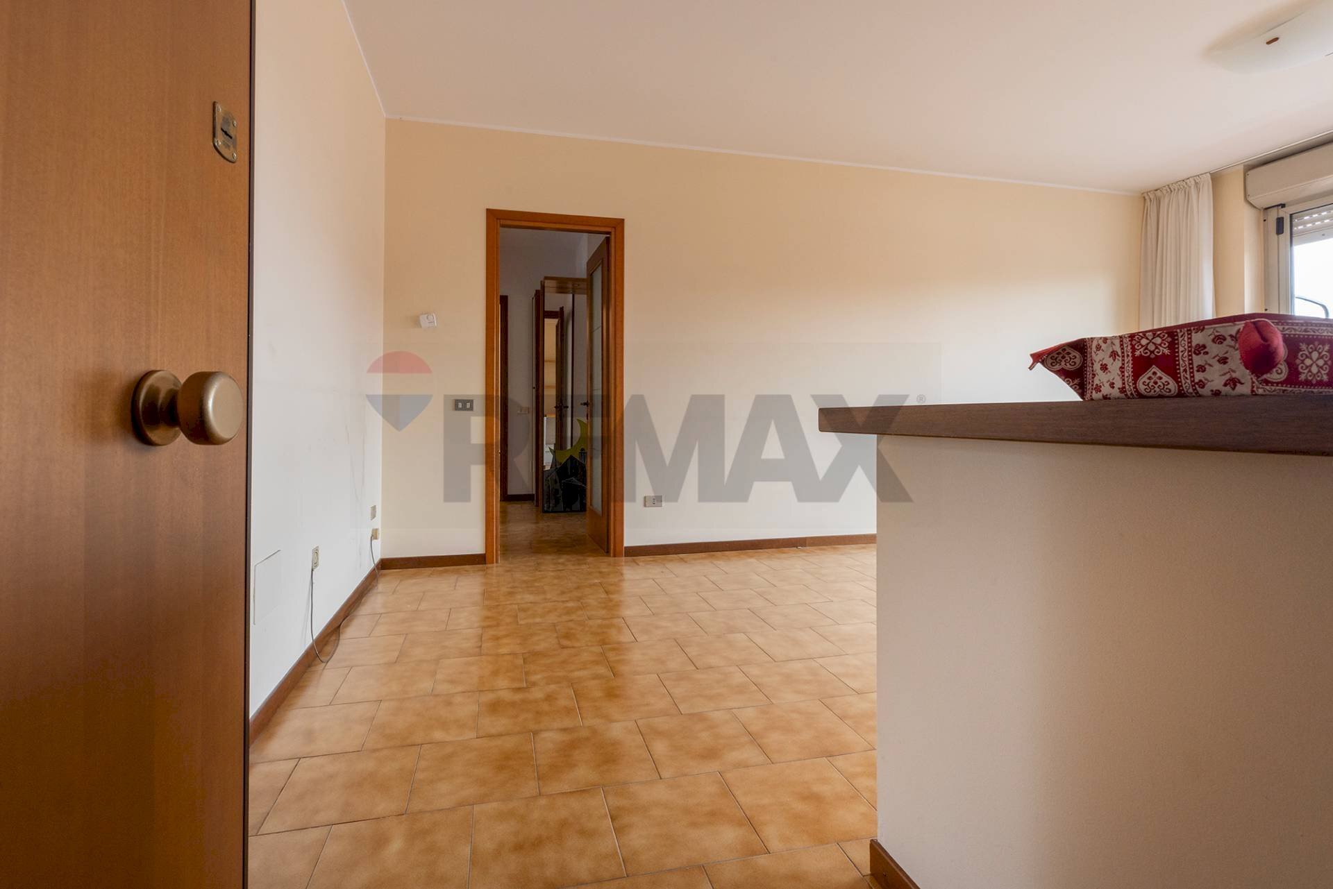 Stanza vuota - Quadrilocale Varese - foto 2