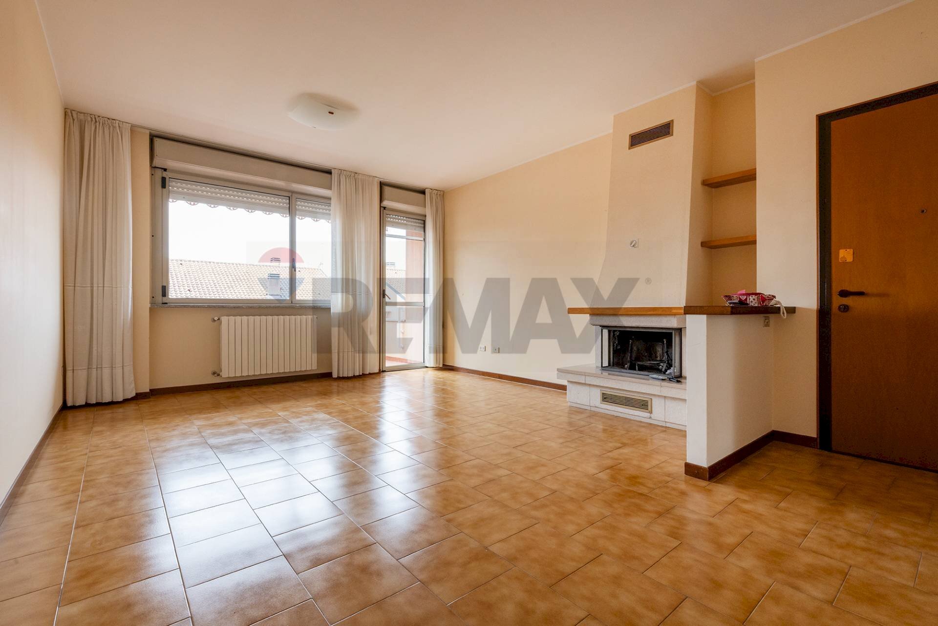 Soggiorno - Quadrilocale Varese - foto 3