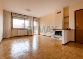 Soggiorno - Quadrilocale Varese - foto 3