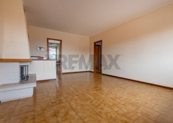 Stanza vuota - Quadrilocale Varese - foto 4