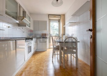 Cucina - Quadrilocale Varese - foto 7