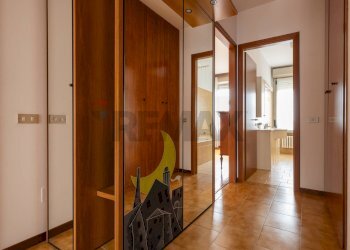 Hall / corridoio - Quadrilocale Varese - foto 13