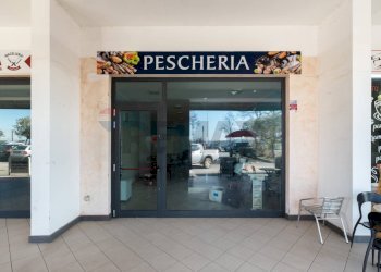 Terrazza - Locale Commerciale Via Flaminia
 
8, Rignano Flaminio - foto 1