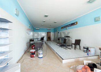 Sala da pranzo - Locale Commerciale Via Flaminia
 
8, Rignano Flaminio - foto 19