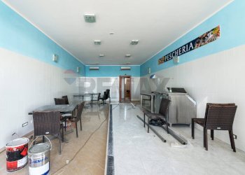 Sala da pranzo - Locale Commerciale Via Flaminia
 
8, Rignano Flaminio - foto 20