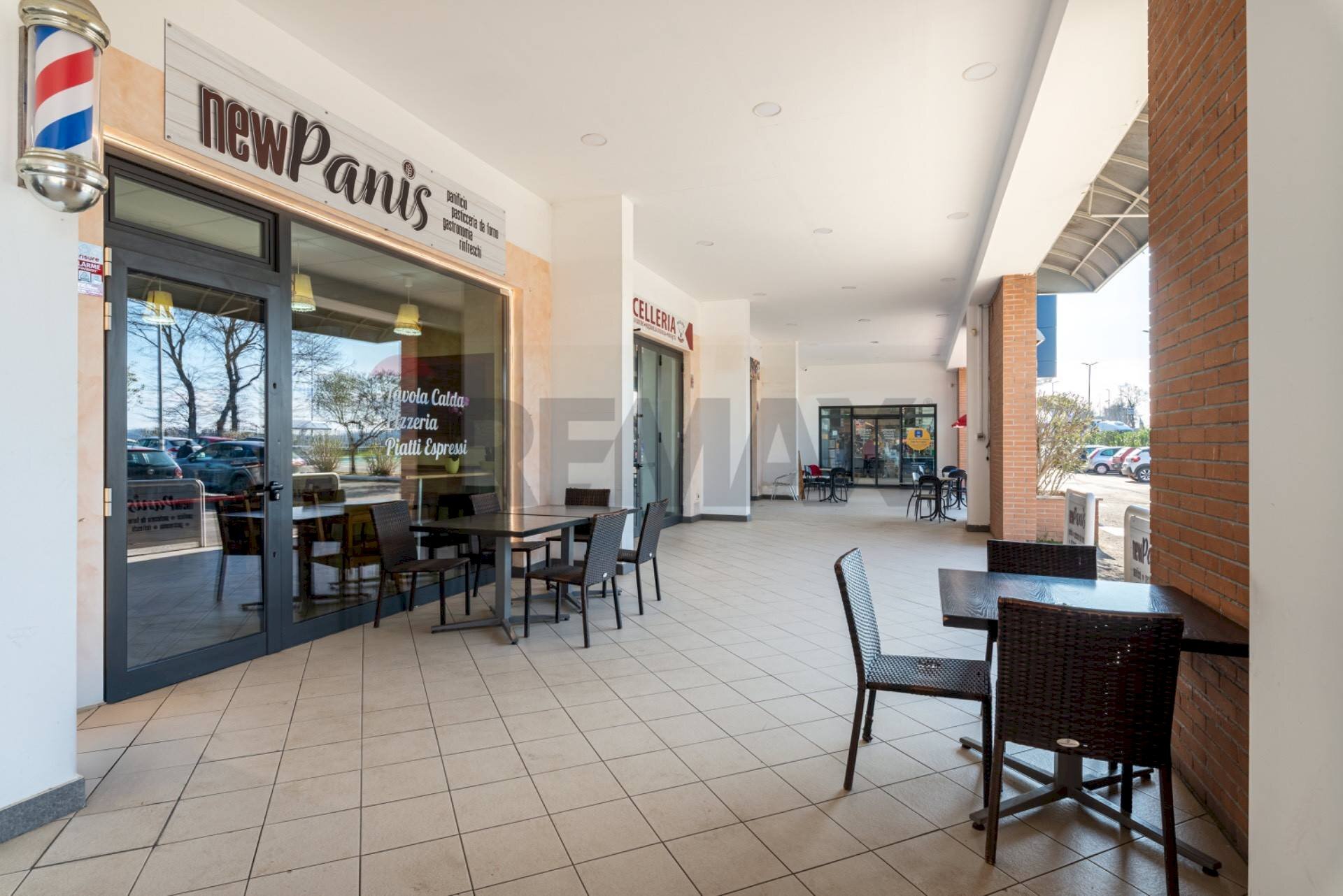 Terrazza - Locale Commerciale Via Flaminia
 
8, Rignano Flaminio - foto 1