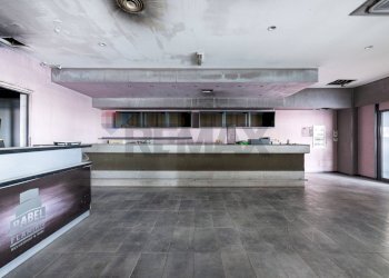 Bagno - Locale Commerciale Via Flaminia
 
8, Rignano Flaminio - foto 37