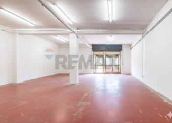 Stanza vuota - Locale Commerciale Via Roncacci
1, Morlupo - foto 7