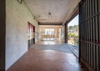 Hall / corridoio - Locale Commerciale Via Roncacci
1, Morlupo - foto 7