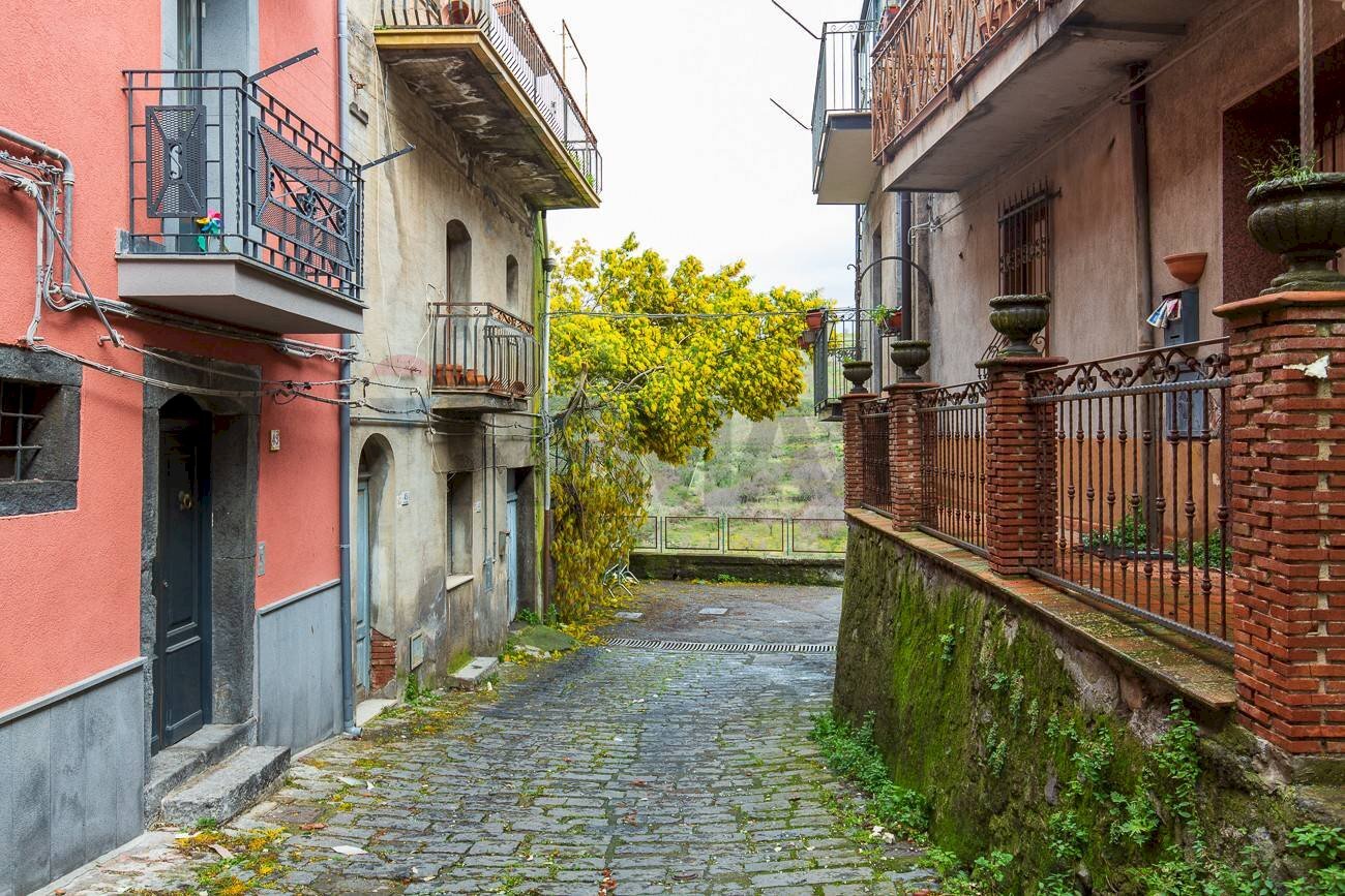 Casa all\'aperto - Independent house via fontana
33, Randazzo - photo 3