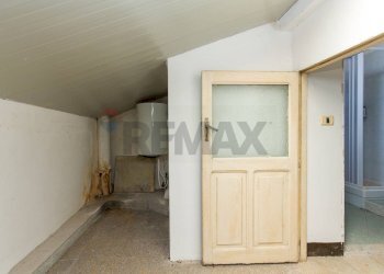 Hall / corridoio - Casa indipendente via fontana
 
33, Randazzo - foto 34