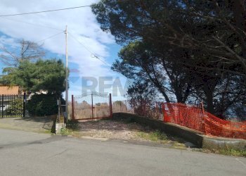 Casa all\'aperto - Terreno edificabile Via Costantini
 
sn, Sant'Alfio - foto 2