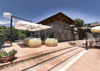 Casa all\'aperto - Hotel Via Ballo Fuga
 
22, Zafferana Etnea - foto 1