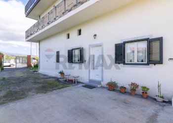 Terrazza - Trilocale Via Danubio
 
42, Belpasso - foto 21