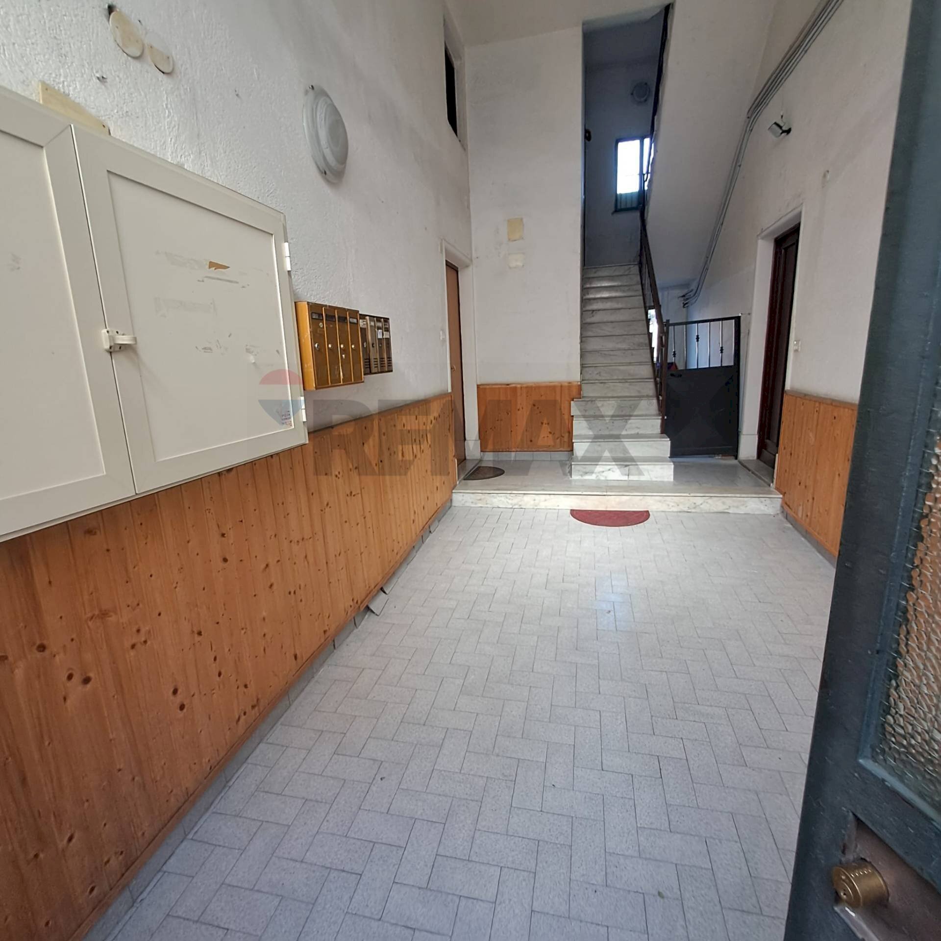 Ricezione / Lobby - Monolocale Pietro Novelli
 
117, Catania - foto 2