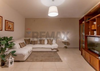 Soggiorno - Casa semi indipendente via ronco mandre
 
26, Caltagirone - foto 1