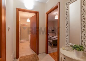 Hall / corridoio - Casa semi indipendente via ronco mandre
 
26, Caltagirone - foto 4