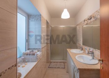 Bagno - Casa semi indipendente via ronco mandre
 
26, Caltagirone - foto 11