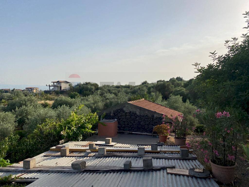 Edificio all\'aperto - Terreno agricolo contrada mangione, Misterbianco - foto 1