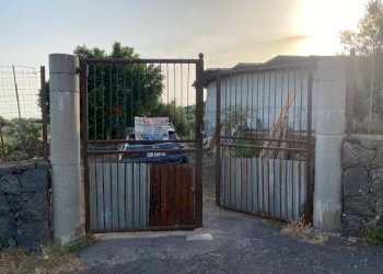 Casa all\'aperto - Terreno agricolo contrada mangione, Misterbianco - foto 2