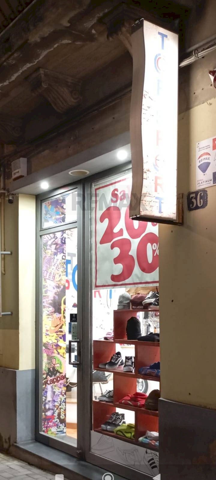 Dettagli - Locale Commerciale Via Madonna della Via
 
36, Caltagirone - foto 2