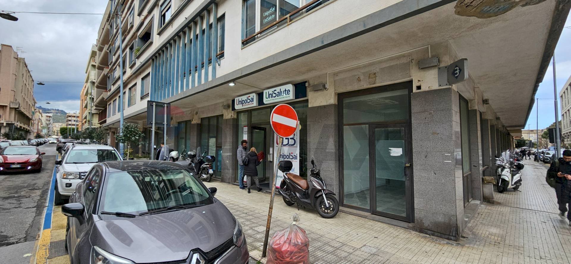 Edificio all\'aperto - Attività Commerciale Via XXVII Luglio
 
38, Messina - foto 2