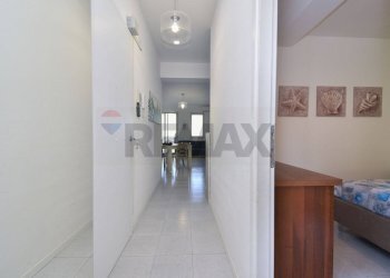 Hall / corridoio - Trilocale via spiaggia, 119, Mascali - foto 18