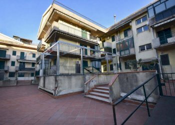 Edificio all\'aperto - Trilocale via spiaggia, 119, Mascali - foto 34