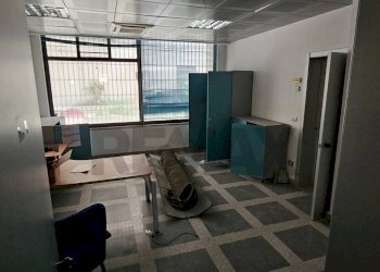 Ufficio - Locale Commerciale Via XXVII Luglio
 
38, Messina - foto 8