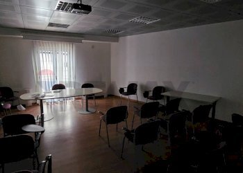 Sala da pranzo - Attività Commerciale Via XXVII Luglio
 
38, Messina - foto 7