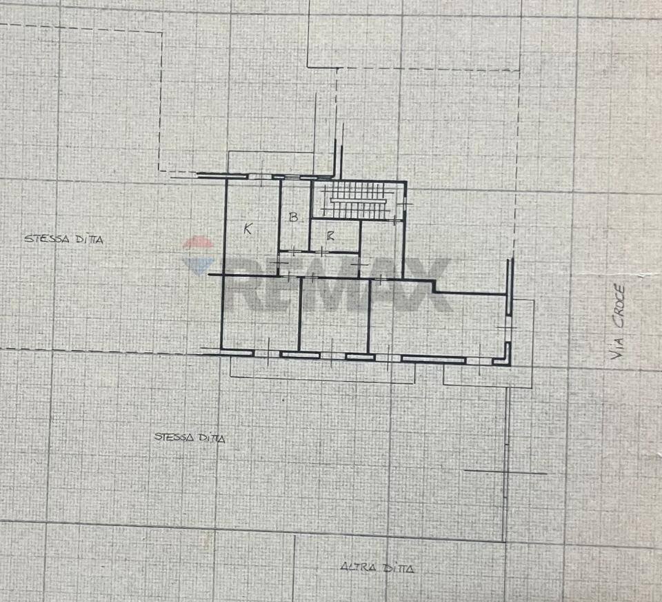 Pianta 2D - Quadrilocale via Croce
 
100, Aci Catena - planimetria 1