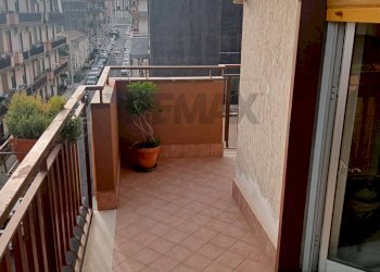 Balcone - Quadrilocale via Croce
 
100, Aci Catena - foto 12