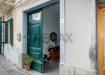 Terrazza - Semi-detached house Piazzale San Martino
 
29/30, Randazzo - photo 2