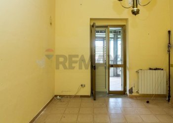 Stanza vuota - Semi-detached house Piazzale San Martino
 
29/30, Randazzo - photo 11
