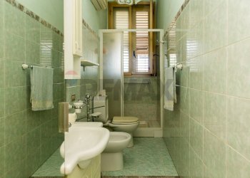 Bagno - Semi-detached house Piazzale San Martino
 
29/30, Randazzo - photo 12